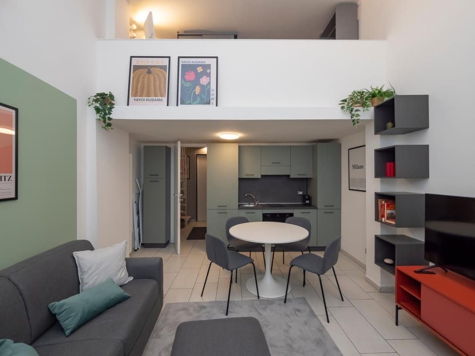 Communal lounge/ TV room, Kitchen or kitchenette, Seating area, Dining area