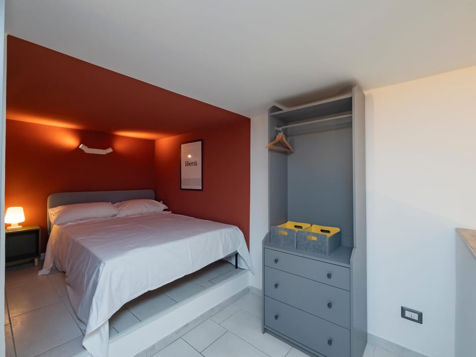 Bed, Photo of the whole room, Bedroom, wardrobe