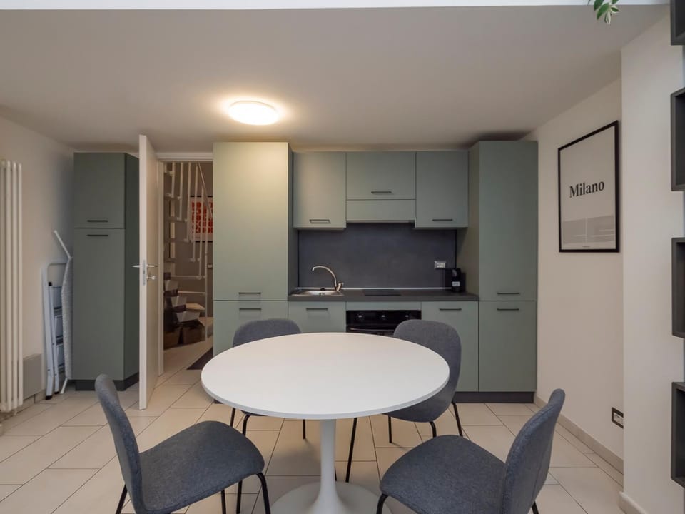 Kitchen or kitchenette, pet friendly, stove