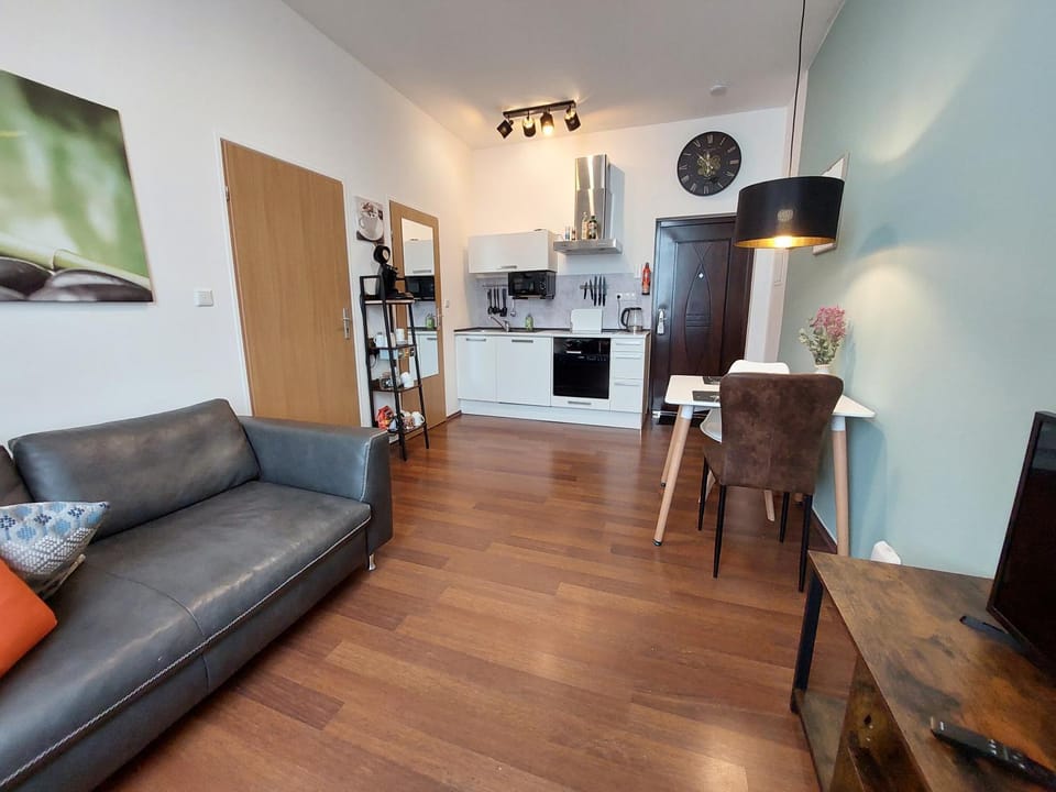 Kitchen or kitchenette, Living room, Dining area