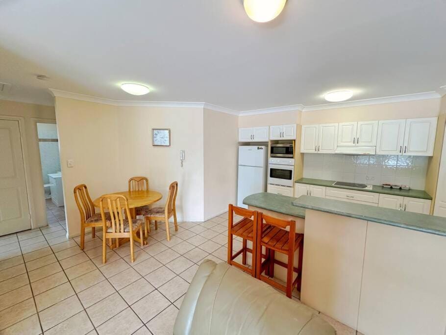 Passage Blue Apartment in Sandstone Point