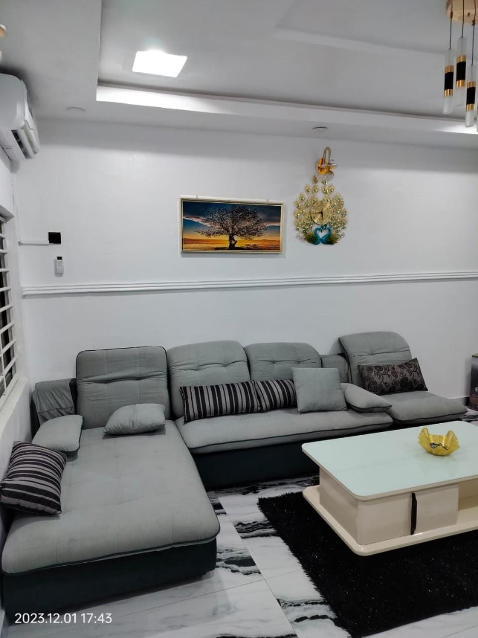 Seating area