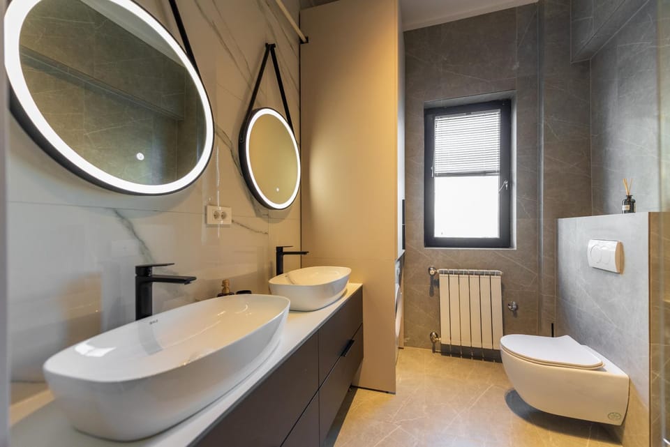 Toilet, Bathroom, bidet, internet, towels