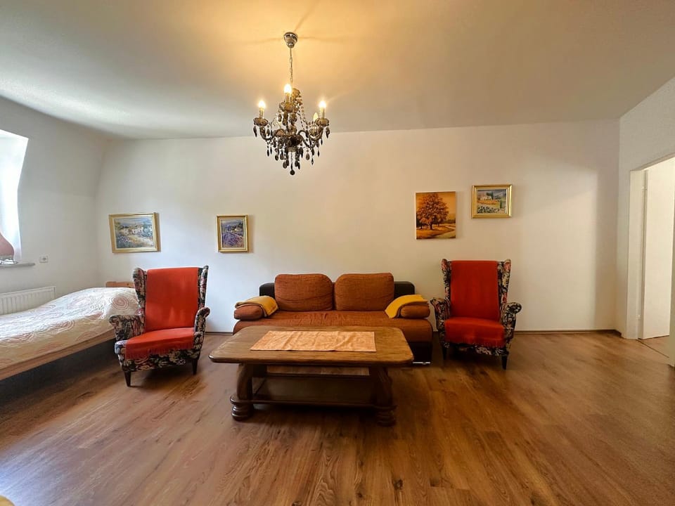 Bed, Living room, Seating area