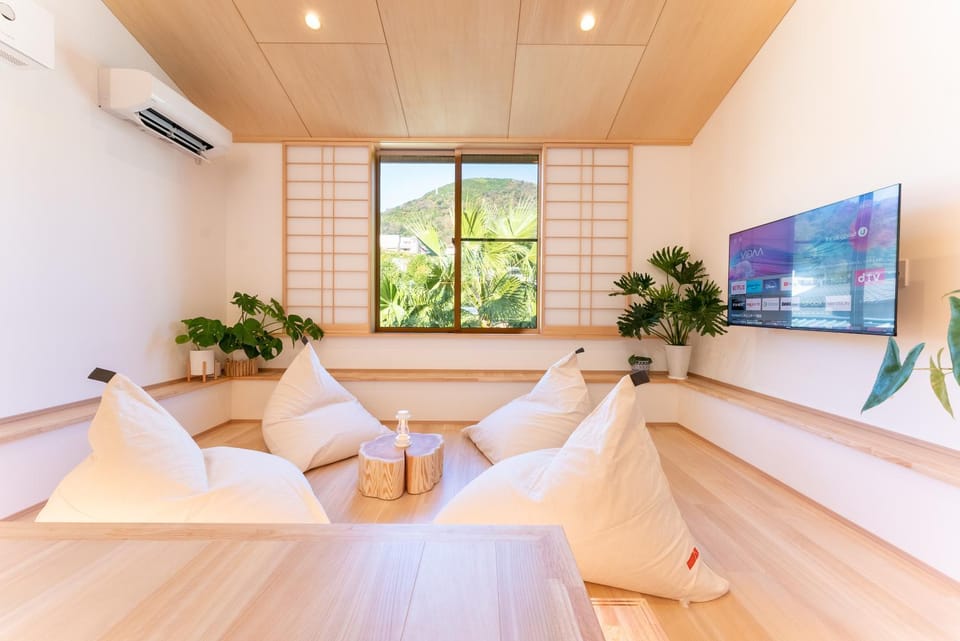 TV and multimedia, Living room, air conditioner