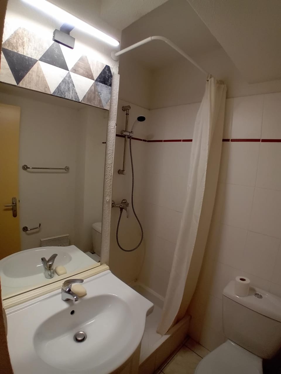 Appartement Cauterets. 4/6 pers Apartment in Cauterets
