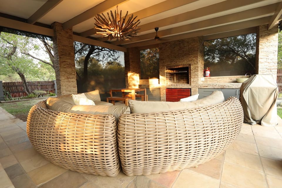 Patio, BBQ facilities, Seating area