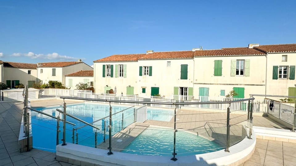 Property building, Pool view, Swimming pool