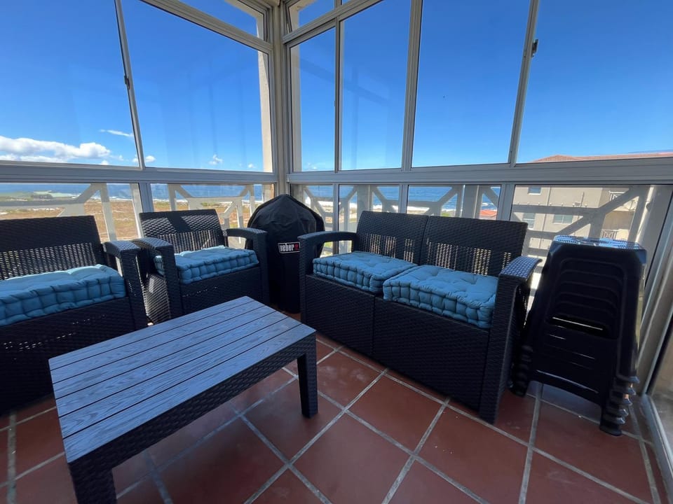Natural landscape, View (from property/room), Balcony/Terrace, Seating area