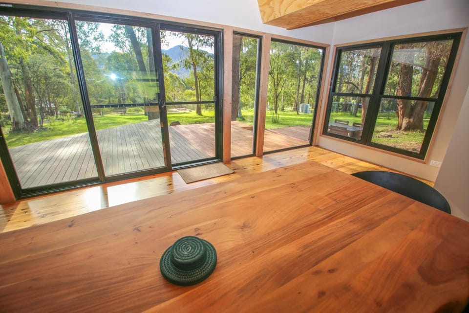 Natural landscape, View (from property/room), Balcony/Terrace, Seating area, Dining area