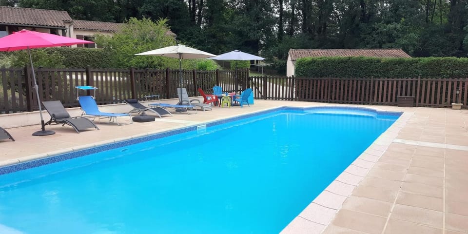 Pool view, Swimming pool, Swimming pool, sunbed