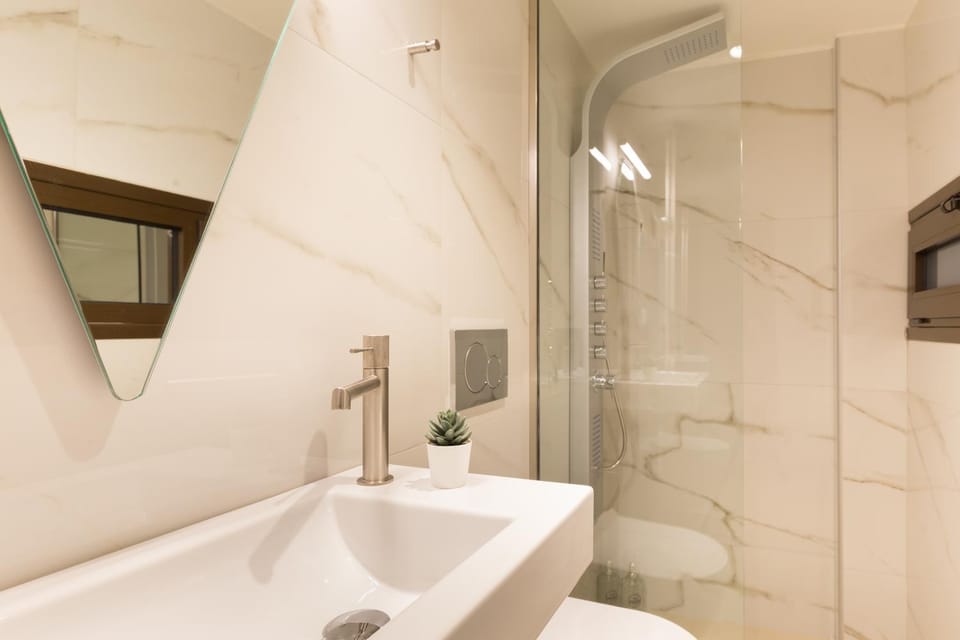 Shower, Bathroom