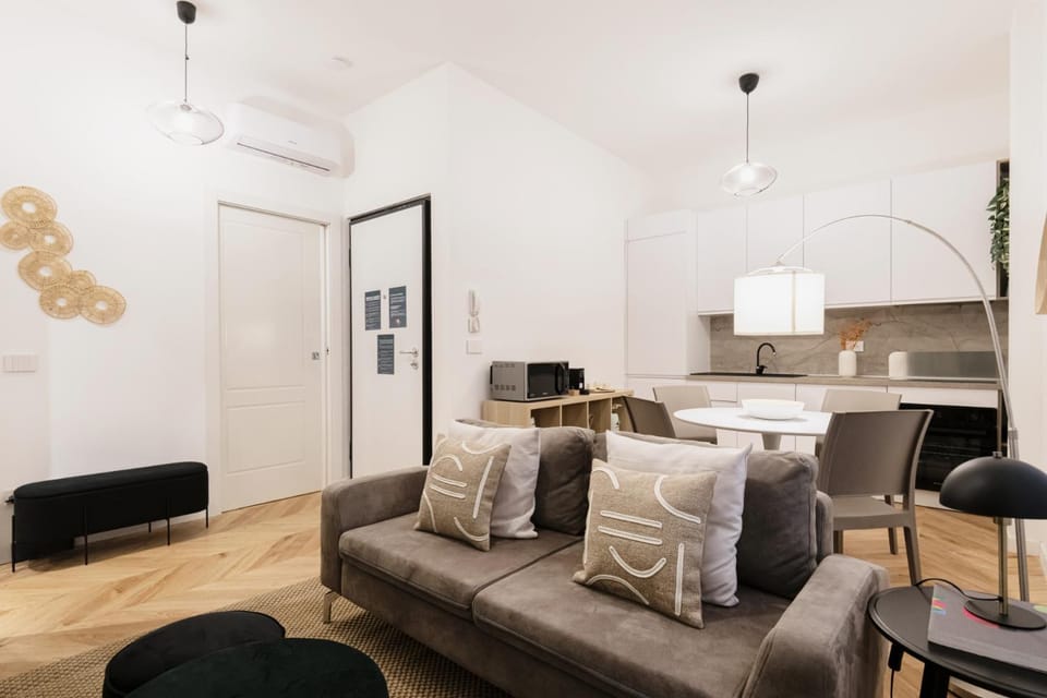 Easylife - Milano - Olmetto 14 - Duomo Apartment in Milan