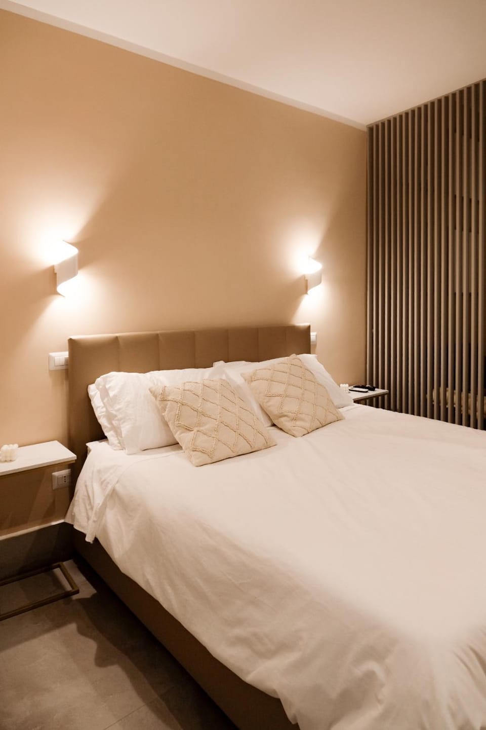 Bed, Night, Bedroom