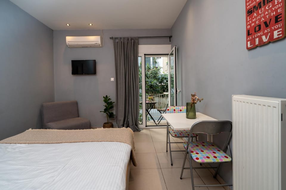 Ideally located apartment in central Athens Apartment in Athens