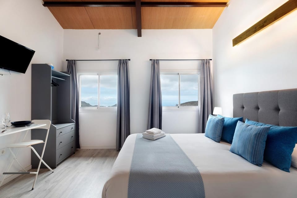 Property building, Living room, Bedroom