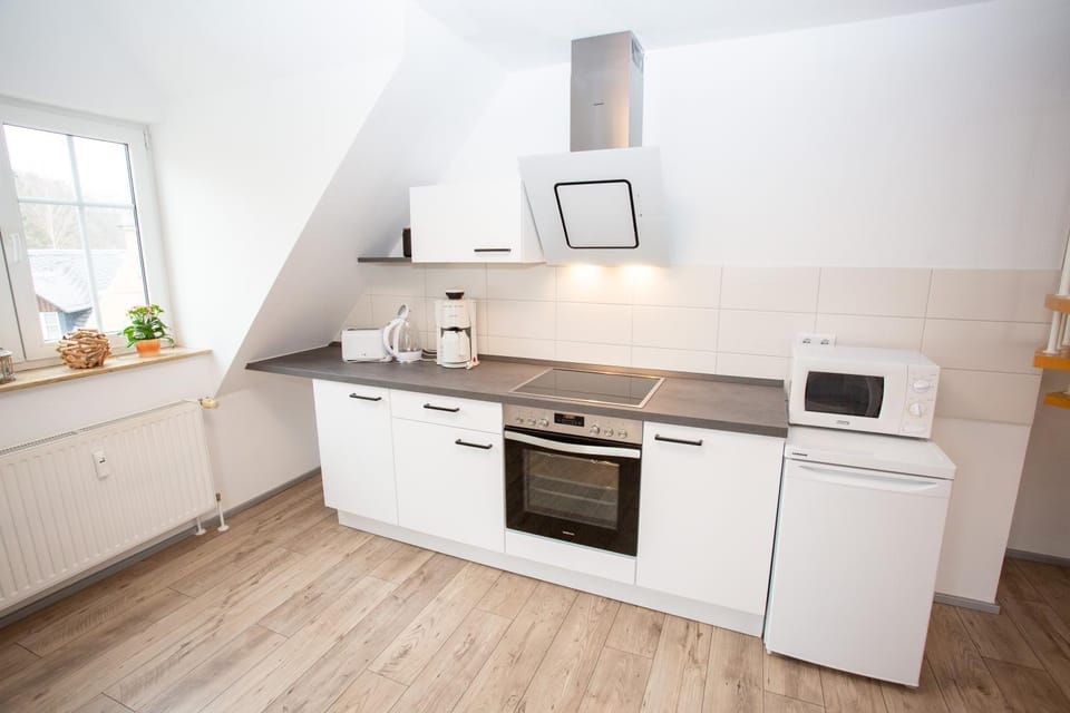 minibar, stove, kitchen