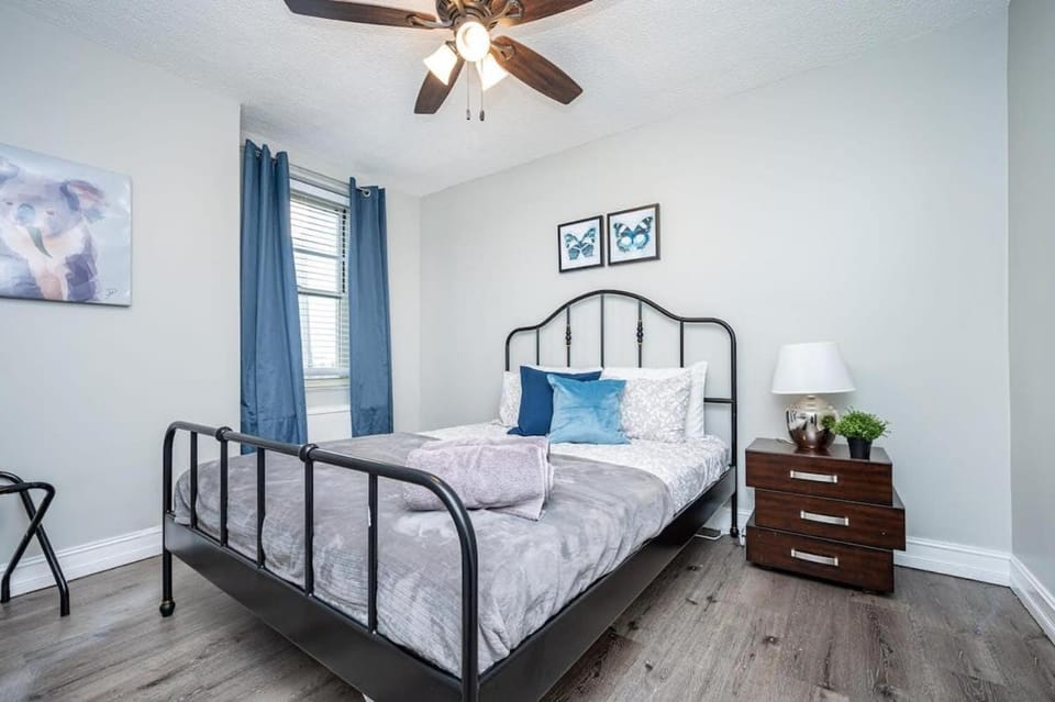 ATL Downtown Private Balcony 24h Concierge PT6F House in Atlanta