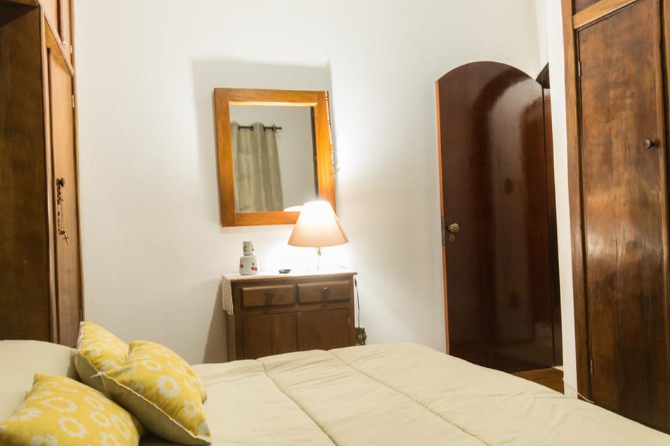 Bed, Photo of the whole room, wardrobe
