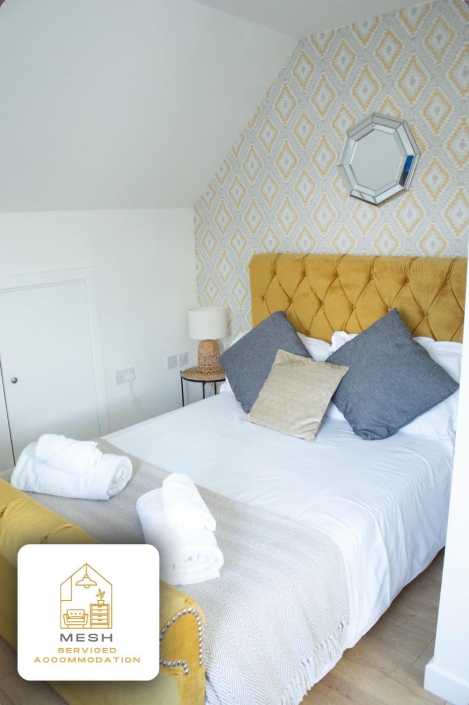 Bed, Property logo or sign, Photo of the whole room, Bedroom, internet, towels