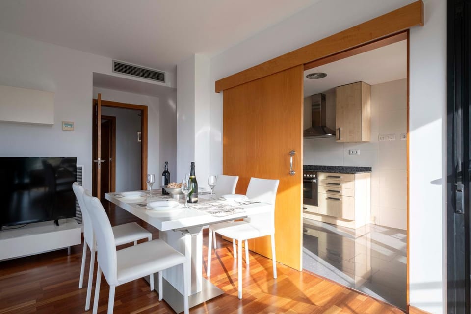 Apartment close to Diagonal Beach Apartment in Barcelona