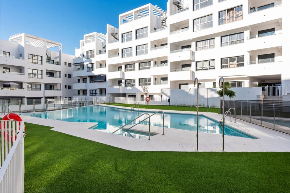 Luxury penthouse with beautiful rooftop at top location Apartment in Estepona
