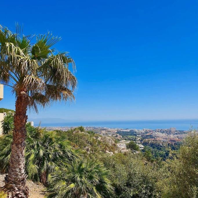 New Alquibla Gardens, Terrace & Pool Apartment in Benalmadena