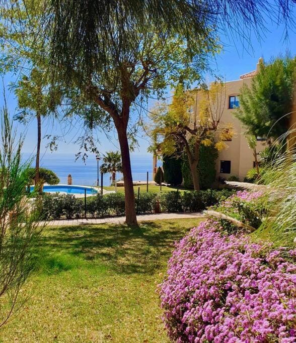 New Alquibla Gardens, Terrace & Pool Apartment in Benalmadena