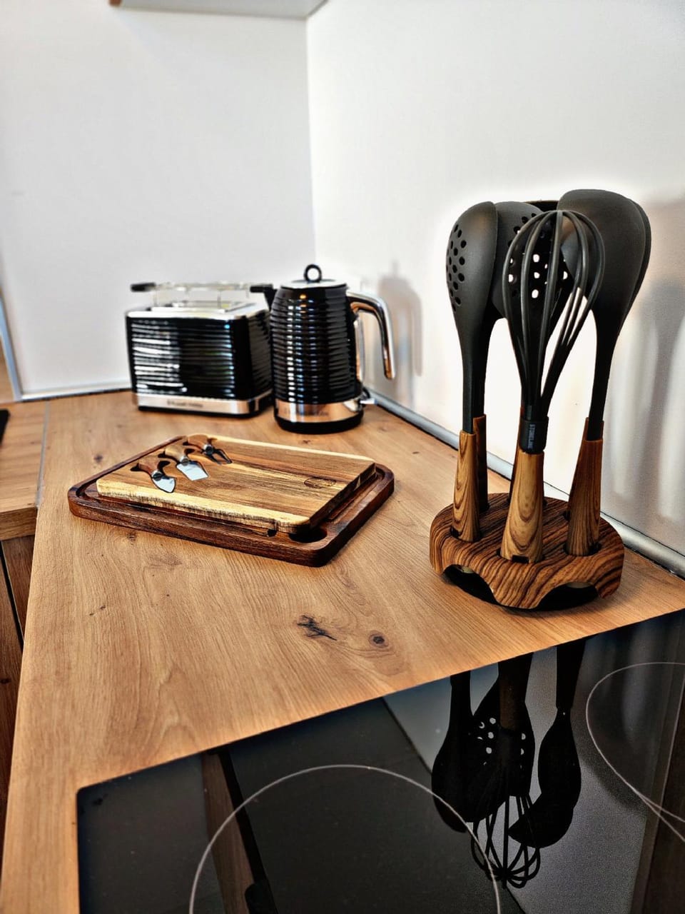 Kitchen or kitchenette, toaster