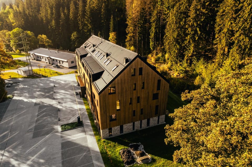 Property building, Day