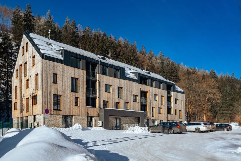 Property building, Winter