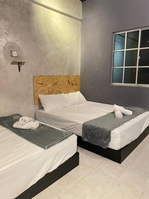 56 Glory 3min to beach private swimming pool Steamboat Apartment in Port Dickson