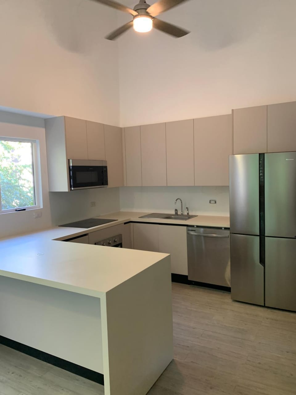 Kitchen or kitchenette, dishwasher, oven, pet friendly, stove