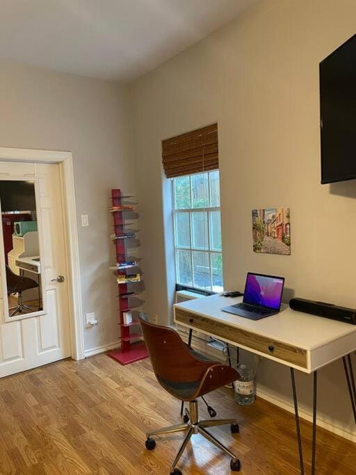 Stylish Studio in Montrose - The Italian Plaza Nature lodge in Houston