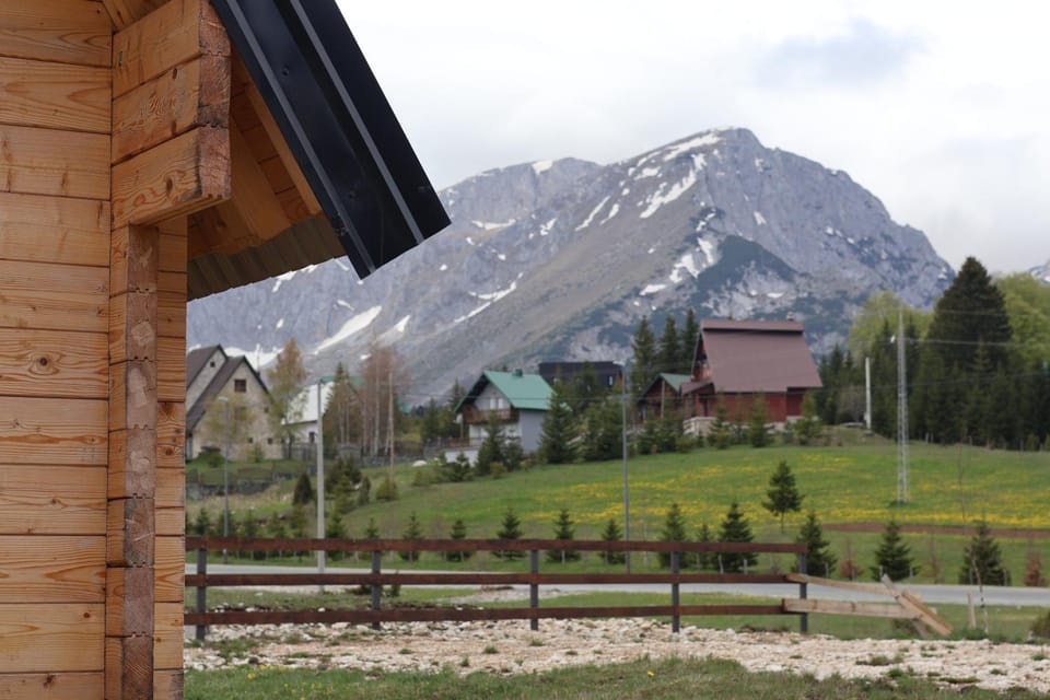 Portes du Soleil - Zabljak House in Montenegro