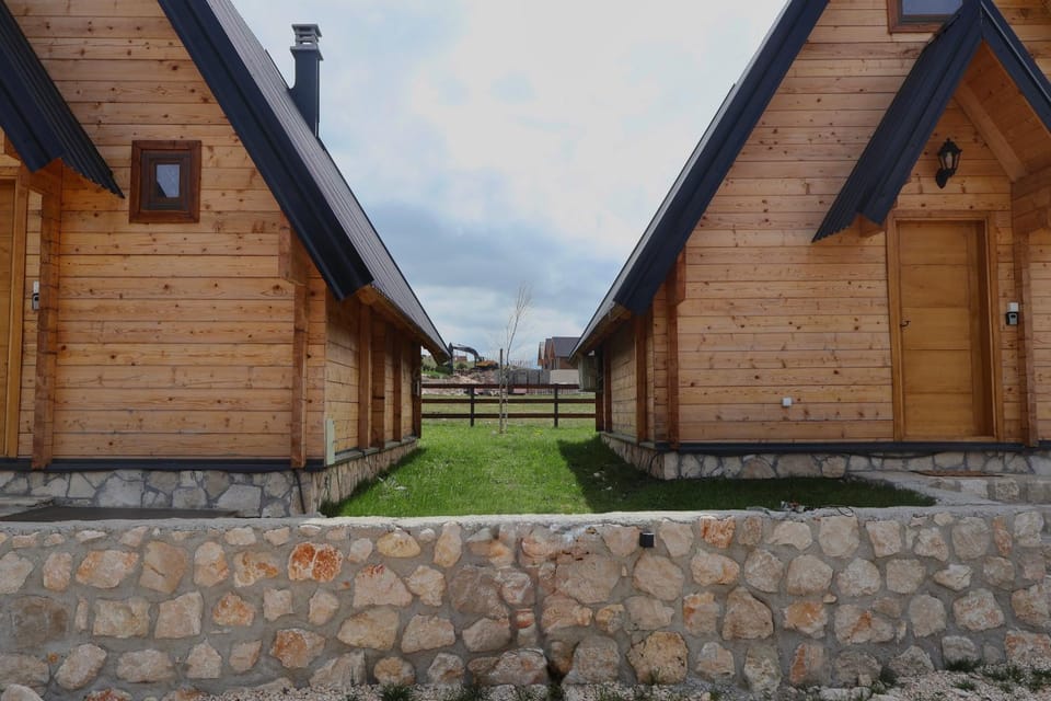 Portes du Soleil - Zabljak House in Montenegro