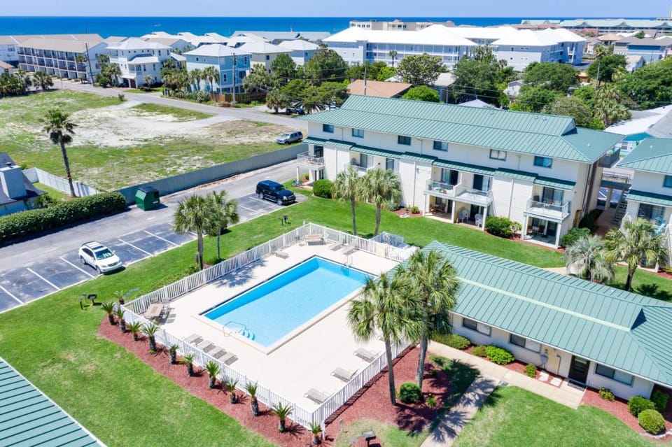 Sandprints E3 House in Miramar Beach