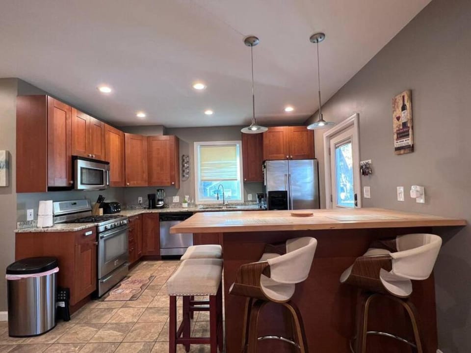 Cozy Boston Homestd Pet Frndly House in Framingham