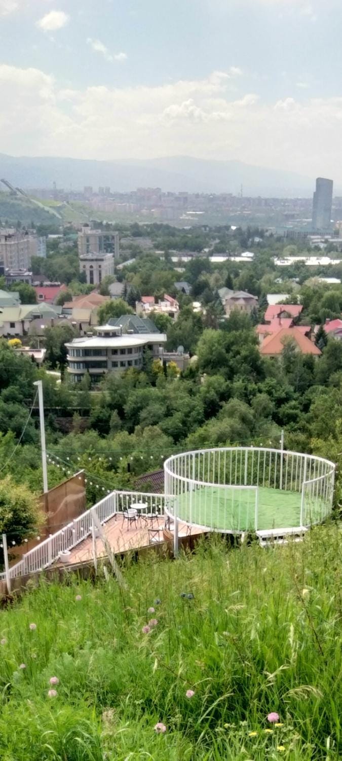 Гостевой дом на Кок Тобе с шикарным видом на город - выбор путешественника Bed and Breakfast in Almaty