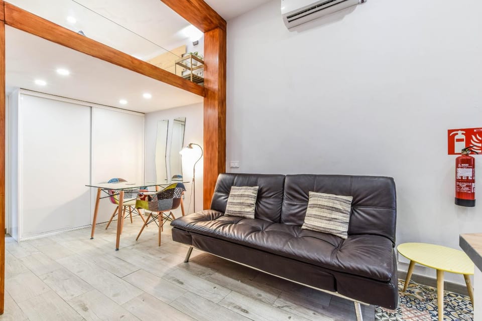 Boutique Loft Fuencarral ALQUILER TEMPORAL Apartment in Centro