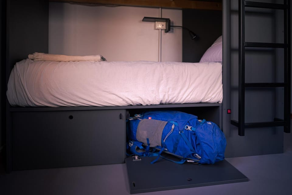 bunk bed