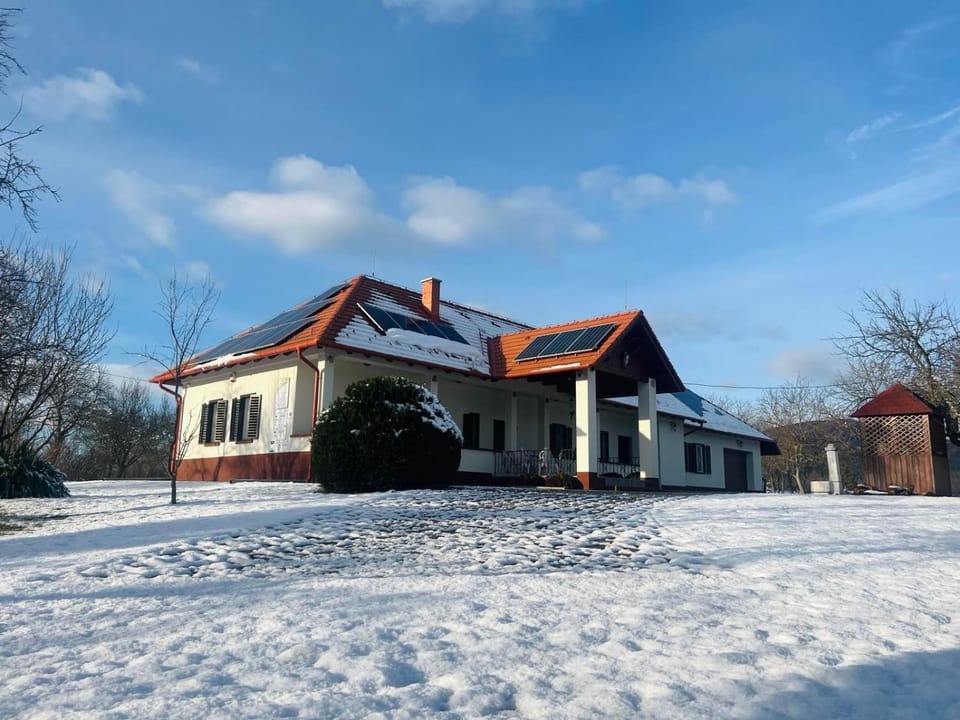 Property building, Winter