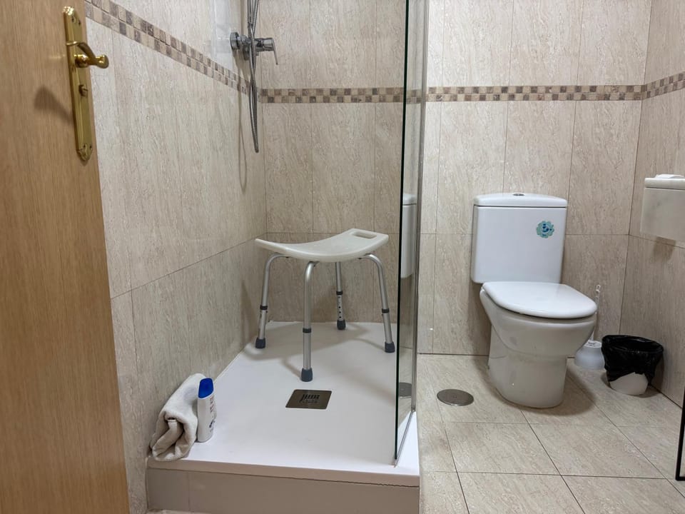 Shower, Toilet, Bathroom
