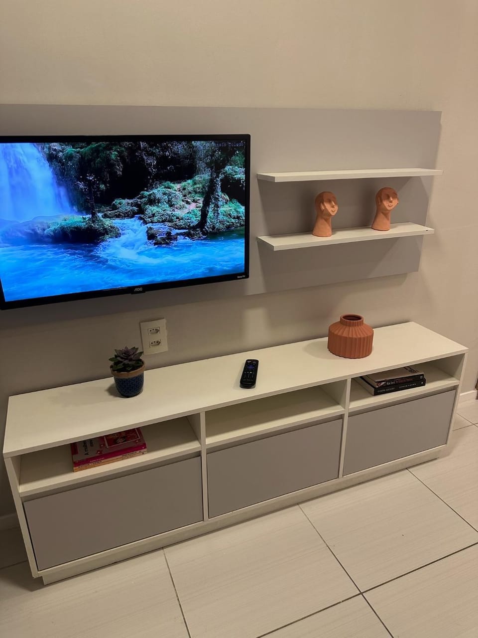 Communal lounge/ TV room, TV and multimedia