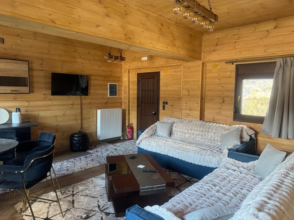 Fenomeno Chalet in Decentralized Administration of Macedonia and Thrace