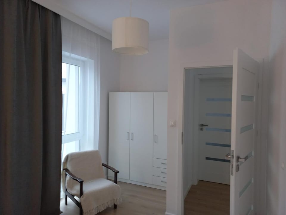 Bedroom, wardrobe