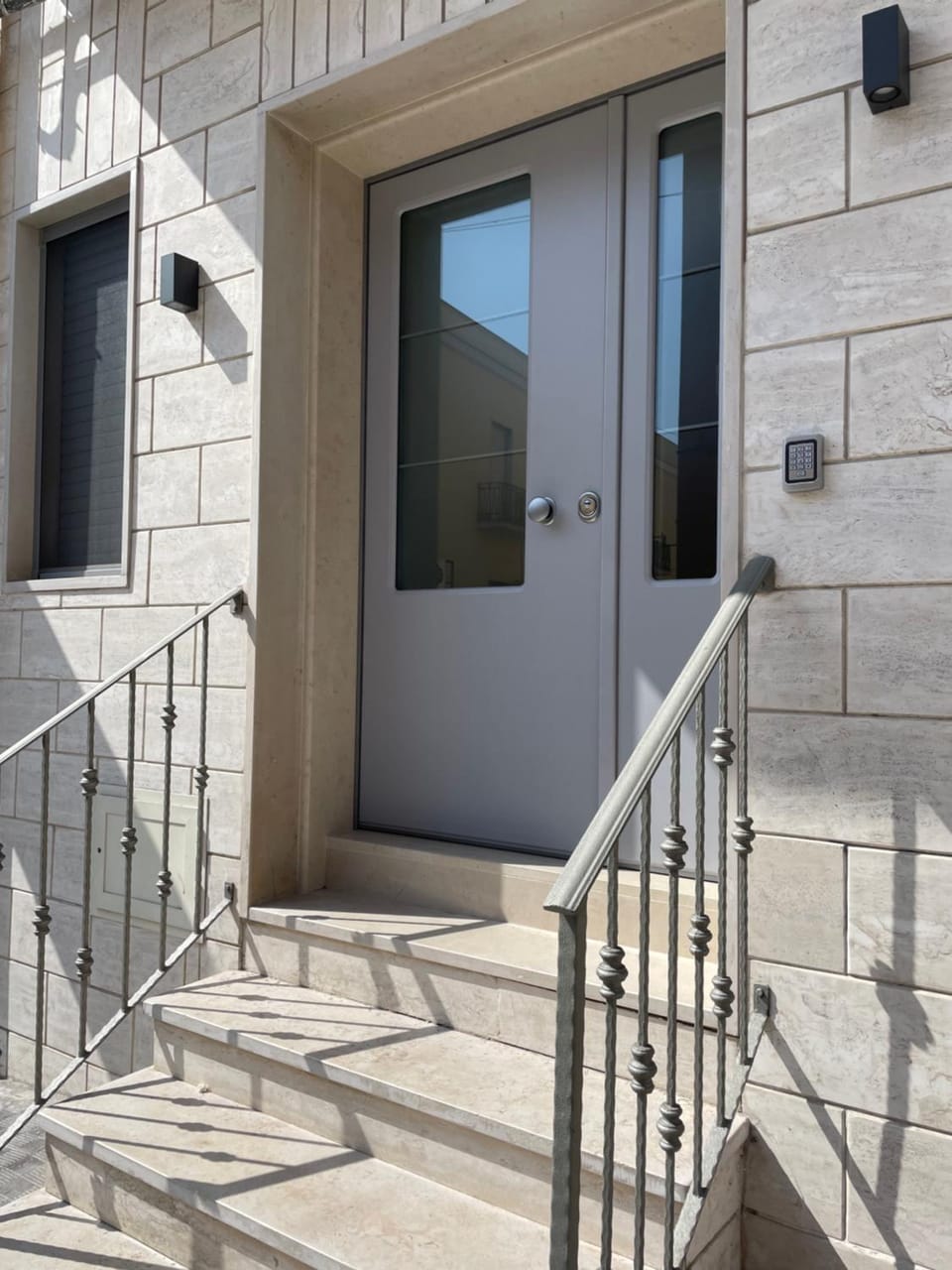 Property building, Facade/entrance