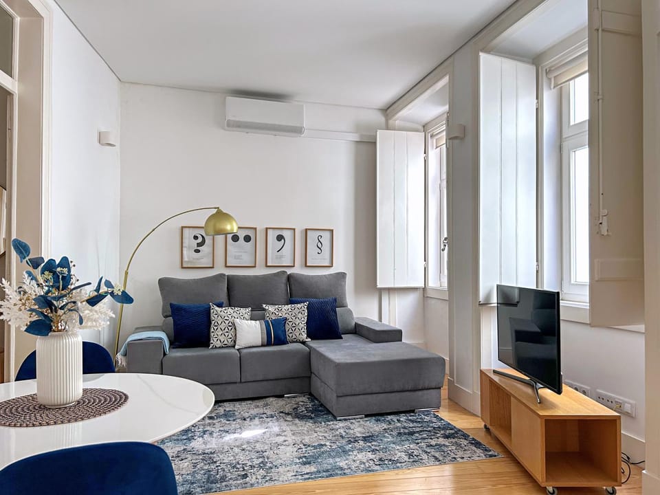 TV and multimedia, Living room, air conditioner