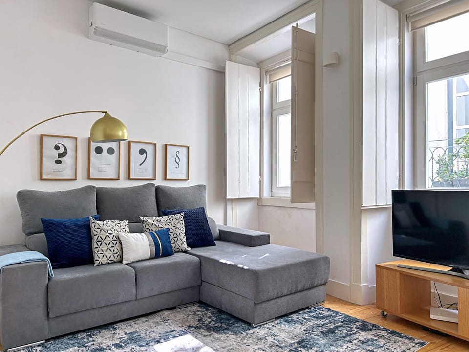 TV and multimedia, Living room, air conditioner