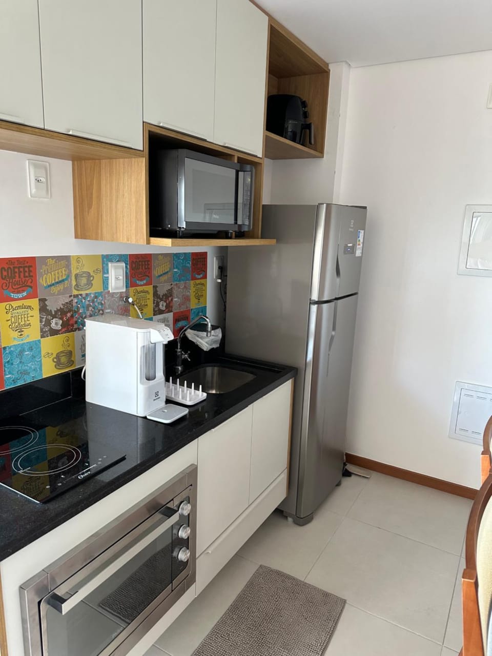 Coffee/tea facilities, Kitchen or kitchenette, minibar, oven, pet friendly, stove